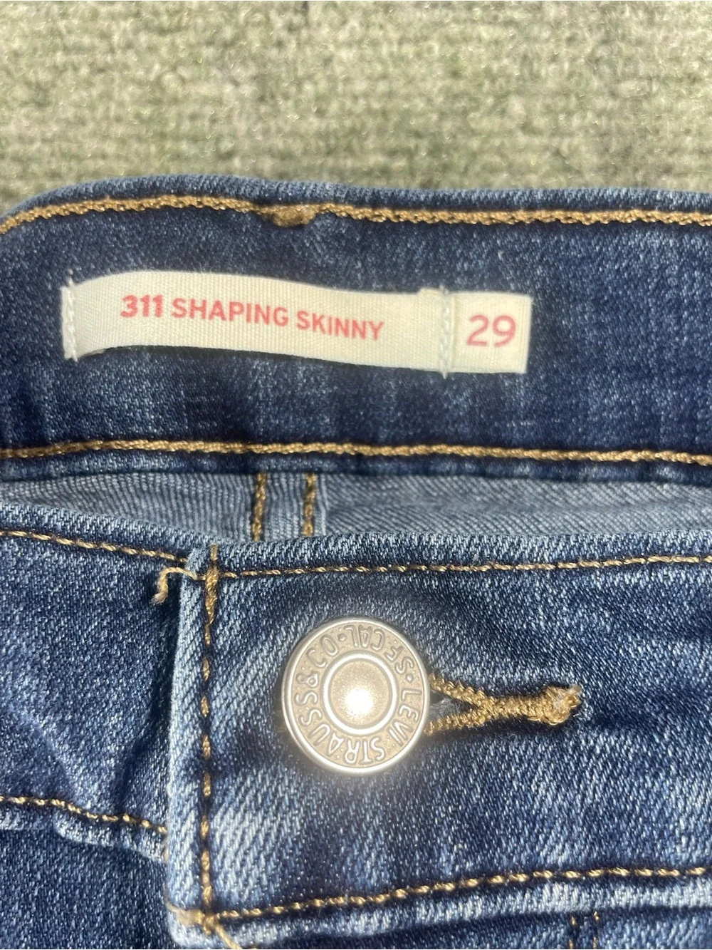 Levis 311 shaping